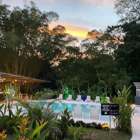 Hotel Grand Park Manuel Antonio Quepos Zewnętrze zdjęcie