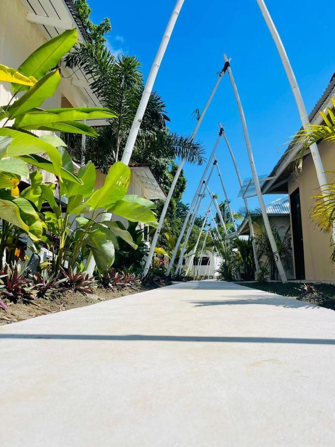 Hotel Grand Park Manuel Antonio Quepos Zewnętrze zdjęcie