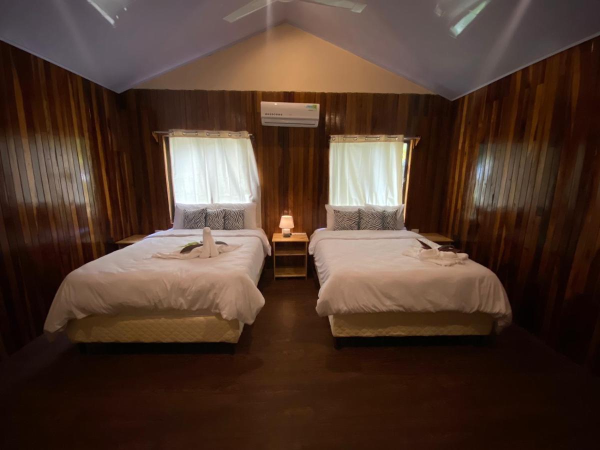 Hotel Grand Park Manuel Antonio Quepos Zewnętrze zdjęcie
